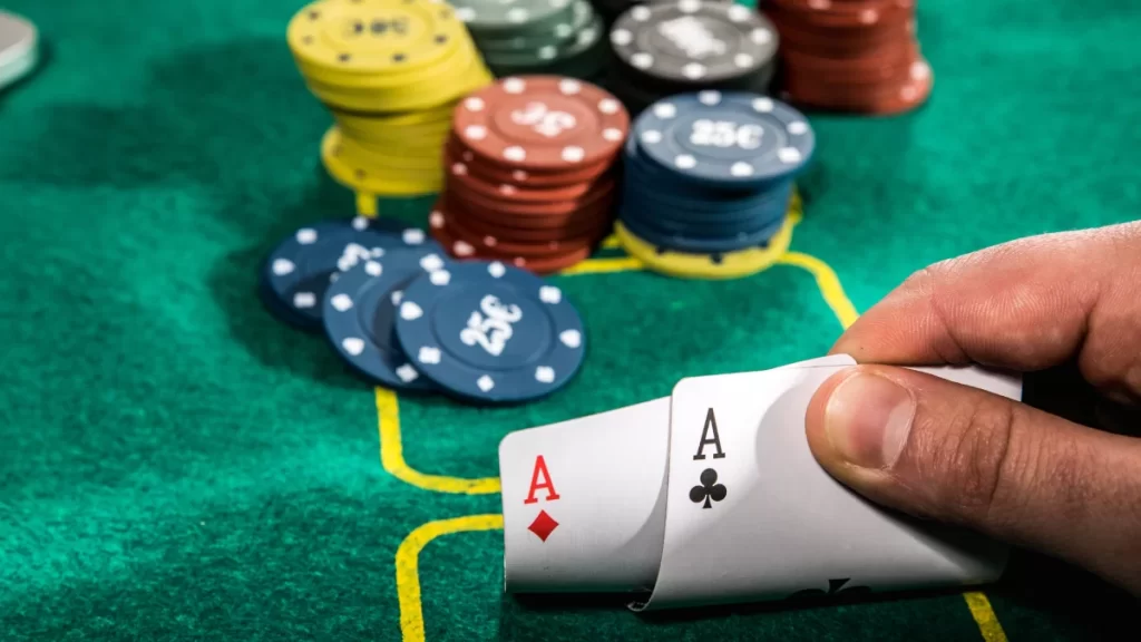 Navigating Mobile Poker Tournaments: Strategies for Winning Big on the Go